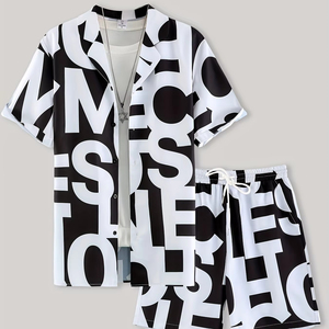 Conjunto de Camiseta de cuello redondo para hombre con estilo Conjunto de dos piezas en diseño floral negro El mejor atuendo de moda de verano - Product Image 1