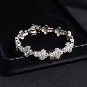 Pulsera de trébol de flores de diamante, plata 925, joyería de hip hop helada - Product Image 1