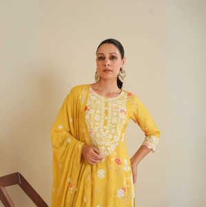 Colección de fondo Kurti de algodón cómodo para mujer, Ropa Étnica diaria informal moderna, venta al por mayor, ropa paquistaní India OEM ODM - Product Image 5