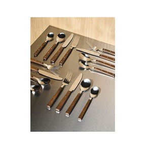 Ensemble de couverts en acier inoxydable avec manche en bois, utilisés pour les fêtes de mariage, les rassemblements à domicile - Product Image 4