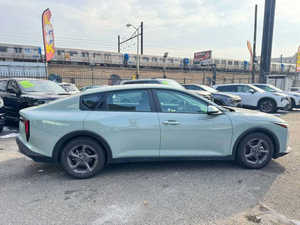 SUV LX FWD 2024 d'occasion en excellent état, essence, automatique, sièges en cuir, caméra 360° - Product Image 5