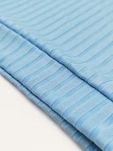 Camisa Polo a Rayas Azul Claro para Hombre, Manga Corta, Cierre de Botones, Tejido Texturizado, Corte Ajustado Informal, Prenda Superior para Exteriores - Product Image 2