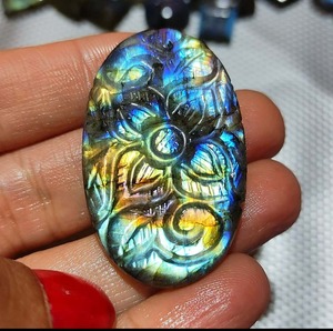 Forma de mezcla de cianita natural Tamaño mixto Piedra preciosa facetada Talla hecha a mano para hacer collar de pareja de San Valentín y regalo de boda - Product Image 3