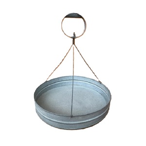 Bandeja de servicio de 2 niveles de metal vintage Bandejas de servicio de metal galvanizado con asas de madera Estilo de granja rústica - Product Image 3
