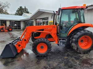 TRACTOR GRANJA KUBOTA M6040 DE ALTA CALIDAD - Product Image 5
