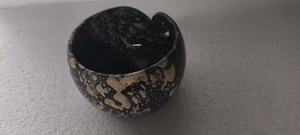 Cuenco de Madera Hecho a Mano con Diseño Marmoleado para Hilos, Diseñado para Tejedores, Elegante, Funcional, Único, Apto para Lavavajillas, Estilo Americano - Product Image 5