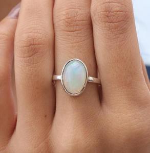 925 diseñador Natural sólido mejor calidad promesa anillo joyería 925 plata esterlina hecha a mano piedra preciosa ópalo bodas corte ovalado - Product Image 2