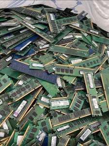 Lot de mémoire RAM DDR5 PC4 d'occasion pour serveur, 4 Go/8 Go/16 Go, modules REG ECC, pour récupération de métaux et affinage de déchets électroniques à l'exportation - Product Image 2