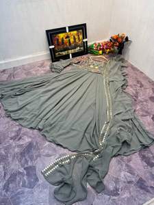 Diseñador Fancy Anarkali vestido Faux Georgette bordado cuatro lados encaje borde Dupatta largo fiesta desgaste bodas fabricado Surat - Product Image 5