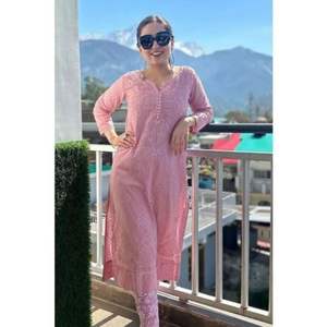 Venta caliente de algodón Kurti Pant Sets Mujeres Mejor Mercado Tendencia Diseñador Ropa de fiesta Última tela Alta calidad Premium Venta al por mayor - Product Image 1