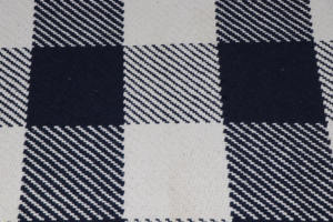 Durable, moderno, azul marino, blanco, Reversible, tejido plano, algodón, tejido a mano, alfombra geométrica, diseño a cuadros, juego de cocina/entrada - Product Image 2