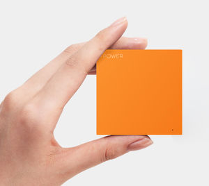 Power Bank Ultra Sottile in Alluminio Formato Carta di Credito 2600mAh, Regalo Promozionale con Logo Personalizzato - Product Image 3