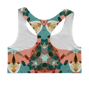 เสื้อชั้นในกีฬาผู้หญิงแบบขายส่ง ปรับแต่งได้ ลายสก็อต ป้องกันรังสียูวี ไร้ตะเข็บ พิมพ์ลายแบบซับลิเมชั่น ระบายอากาศได้ดี เป็นมิตรกับสิ่งแวดล้อม คุณภาพสูง - Product Image 2