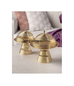 ถาดเสิร์ฟอาหารงานหัตถกรรมโลหะสีทอง2025ยอดนิยมชามอาหรับสำหรับ Eid รอมฎอนเครื่องครัวของขวัญอาหารเย็นอ่าว - Product Image 1