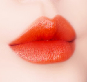 Tinte de Labios BLACK ROUGE MARA HOT WATER 4.5g, Color Picante, Intenso, Estilo K-Pop, K-Beauty, Ídolo Coreano - Hecho en Corea - Product Image 5