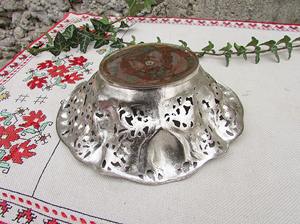 Bol de service en argent de qualité supérieure avec découpe en feuille, parfait pour les restaurants, les hôtels, la restauration, les buffets et la présentation d'événements - Product Image 3