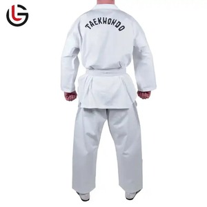 Uniforme de Taekwondo elástico ligero, ropa de artes marciales personalizable para adultos y principiantes de alta calidad - Product Image 3