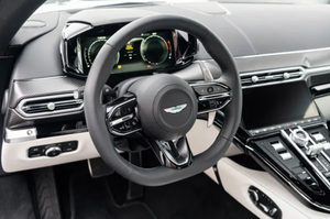 SCFSMGMW8TGN11442 Coupé Deportivo de Lujo Industrial con Tracción Trasera, Motor V8 Twin Turbo de 4.0L, 680hp, 800Nm de Torque, Velocidad Máxima de 325km/h, OEM, Bajo Kilometraje - Product Image 5