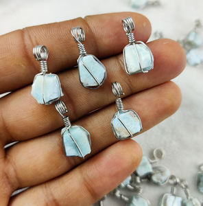 Pendentif en quartz rose naturel brut enveloppé de fil, pendentif en cage en argent sterling 925 pour la fabrication de bijoux de la Saint-Valentin - Product Image 6