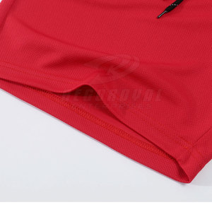 Pantalones cortos de entrenamiento deportivos cómodos Pantalones cortos de entrenamiento de color sólido Pantalones cortos de entrenamiento de alta calidad - Product Image 5