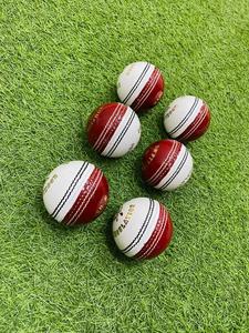 Pelota de críquet de cinco capas | Tamaño Hombres Mujeres Jóvenes | Peso 156gm 142gm 135gm | - Product Image 2