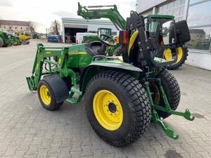 Mini Tractor Usado de 90HP 4WD para Granja con Cargador Frontal, Motor Cummins y Rodamientos - Product Image 5