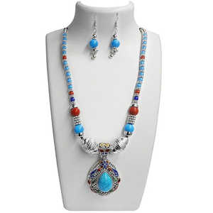 จิวเวลรี่ชุดสร้อยคอพิเศษ Navratri วินเทจโรเดียมชุบด้วย1110817เพทาย - Product Image 1