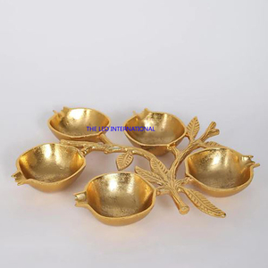 ชามตกแต่งลายใบไม้ชุบทอง ดีไซน์สามช่อง ทำจากสแตนเลสและทองเหลือง รูปทรงแปลกตา - Product Image 6
