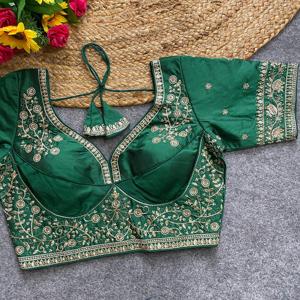 เสื้อเบลาส์มี Jari สีโรสโกลด์เส้นด้ายและเสื้อคอวีทำมือเปิดด้านหลังด้วยลวดลายคาโตริที่เป็นเอกลักษณ์ - Product Image 1