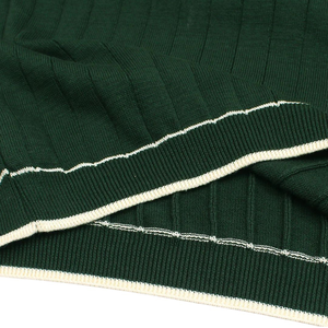 Polo de Punto Trenzado Verde para Hombre, Prenda de Punto de Algodón Premium, Manga Corta, Texturizado, Corte Clásico, Ropa Casual Elegante - Product Image 3