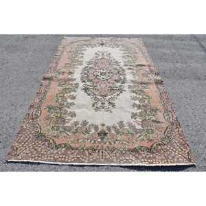 Vintage Turkish Rug 5.4x8.8 ft <b>Brown</b> Pink Oriental <b>Wool</b> Eco-Friendly Patchwork Rug with Latex Backing - Product Image 1