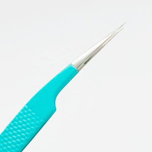 Pinzas de aislamiento clásicas personalizadas de dos tonos y 45 grados, textura de punta suave, pinzas de pestañas de acero sostenible, colores personalizados - Product Image 6