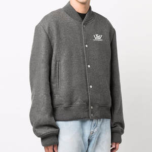 Veste Letterman fabriquée au Pakistan, vente en gros, veste d'hiver Letterman à prix bon marché avec logo fabriqué sur mesure - Product Image 3