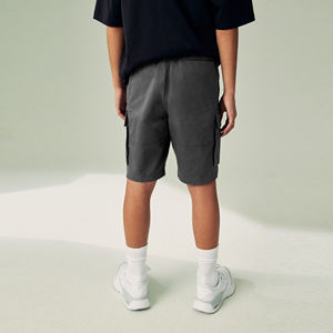 Shorts cargo pour hommes, dernière tendance, couleur grise, streetwear, cordon de serrage à la taille, denim, avec design et taille personnalisés - Product Image 2