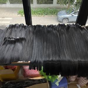 Tissage de cheveux humains vietnamiens vierges droits à double tissage, cuticules noires naturelles alignées 100g Extensions de cheveux - Product Image 3