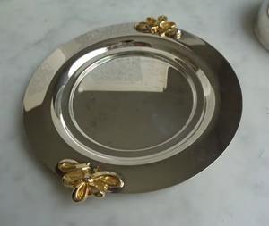 Tazón de dátiles de calidad asegurada hecho de metal de primera calidad y pulido a la perfección, este tazón redefine el arte de servir - Product Image 6