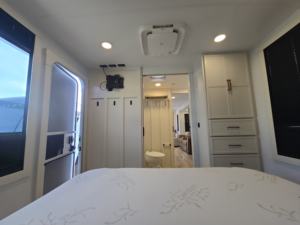 <span class=keywords><strong>Caravane</strong></span> de voyage Brinkleyy modèle I 294 <span class=keywords><strong>d</strong></span>'<span class=keywords><strong>occasion</strong></span>, propre, <span class=keywords><strong>avec</strong></span> <span class=keywords><strong>douche</strong></span> et toilettes, pour 8 personnes, familiale, remorquable, indépendante, modèle 2026 - Product Image 2