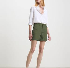 Pantalones cortos de golf para mujer Logotipo personalizado Cómodo Ligero Elegante Verano Deportes al aire libre Pantalones cortos para mujeres OEM ODM - Product Image 5