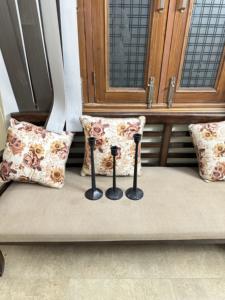 เชิงเทียนโลหะสีดำด้านที่ทันสมัยที่วางเทียนแฮนด์เมดสำหรับตกแต่งคริสต์มาส - Product Image 2