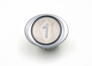Bouton poussoir d'ascenseur en acier inoxydable, design industriel, norme européenne, bouton mécanique - Product Image 2