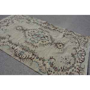 Alfombra turca Vintage de 5,4x9,3 pies, patrón de retales de tejido plano de lana Beige para decoración de pasillo de sala de estar con respaldo de látex - Product Image 2