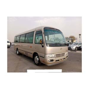Fourniture en gros d'autobus Hino Liesse II avec des intérieurs spacieux et des caractéristiques avancées à vendre - Product Image 2