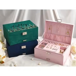 Boîte à bijoux en métal massif de forme carrée argentée de haute qualité et écologique pour femmes/filles, décoration de table à domicile avec rangement - Product Image 2