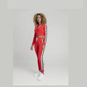 Ensemble de survêtement à rayures pour femmes de grande taille avec logo imprimé personnalisé Sweat à capuche léger et pantalon de survêtement à taille élastique pour l'hiver - Product Image 5