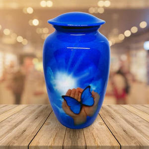 Urne en aluminium de conception standard pour les cendres humaines Urnes en métal faites à la main pour les fournitures funéraires Urne de meilleure qualité pour les cendres - Product Image 4