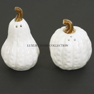 Juego de molinillo de sal y pimienta de metal moderno y elegante con diseño de forma de guayaba de grosor ajustable para cocinar todos los días - Product Image 3