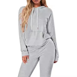 Chándales de Jersey de dos piezas para mujer OEM, chándales deportivos cortavientos de estilo único con logotipo personalizado - Product Image 4