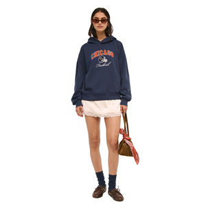 Sweat à capuche oversize pour femme en coton 100% imprimé sur mesure avec logo sur le devant - Product Image 1