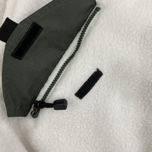 ทรักเกอร์ขน faux สีเทาล้วนสำหรับผู้ชายเสื้อฮู้ดแบบสวมหัวสำหรับฤดูหนาวระบายอากาศกันลมพร้อมการจัดส่งที่รวดเร็ว - Product Image 4