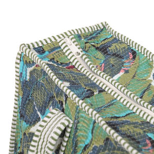 Venta al por mayor de bolsas de algodón de alta gama ecológicas bolsas acolchadas coloridas en stock para uso diario de tamaño mediano - Product Image 4